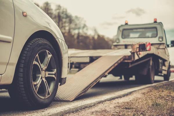Emergency Towing Solutions During Car Breakdowns